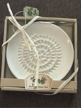 Artisan Cream Ceramic Grater & Dipping Plate